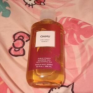 Bath & Body Works Oahu Coconut Sunset Shower Gel - Golden Hue